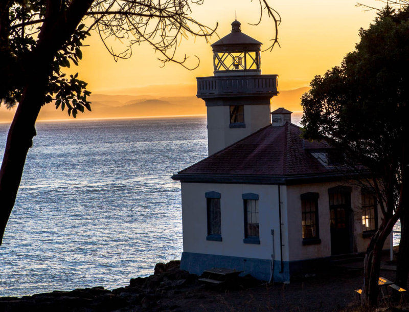 Lime Kiln Lighthouse near sundown2 (1 of 1).jpg