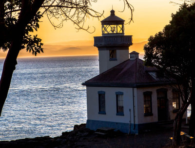 Lime Kiln Lighthouse near sundown2 (1 of 1).jpg