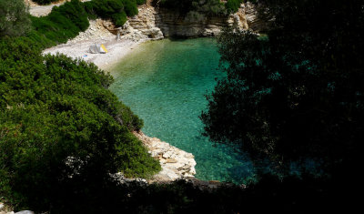 One tent,one beach,millions pleasures