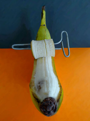 Tin banana-440