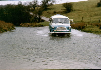 Tray 006-Pete minibus Tissington Ford-1980ish-39.jpg