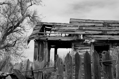 Ghost house in Golden New Mexico