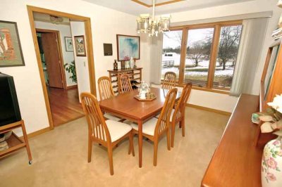 dining 6028.jpg