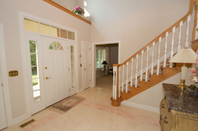 entry foyer 732.jpg