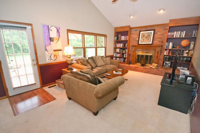 family room 199.jpg