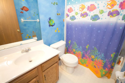 hall bath 468.jpg