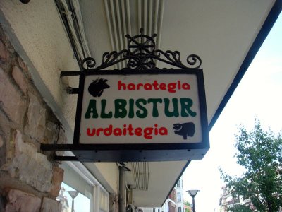 Basque Sign one one side