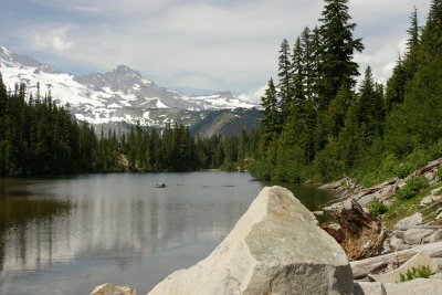 Lakeside Rest