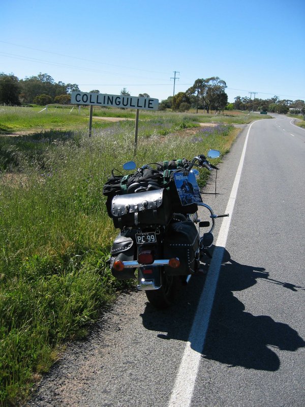 APPROACHING COLLINGULLIE, NSW