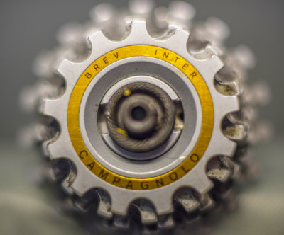 MICRO SHOT OF A CAMPAGNOLO 13-19 SPROCKET CLUSTER.