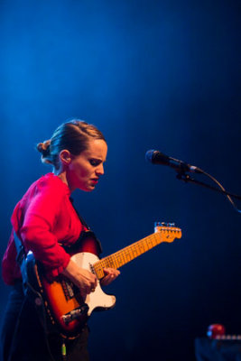 AnnaCalvi_017.jpg