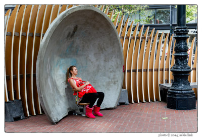 Pause on Market St_1.jpg