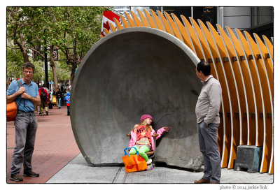 Pause on Market St_2.jpg