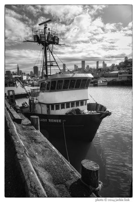 Fishing boat at dock_bw.jpg