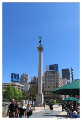Union Square statue at 24 mm.jpg