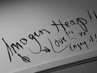 Imogen Heap's signature