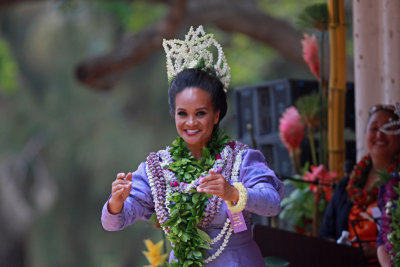 Hula performed by May Day Queen