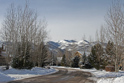 Winter on Cutter Lane, looking west