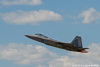 Afterburner Take Off: Lockheed F-22 Raptor