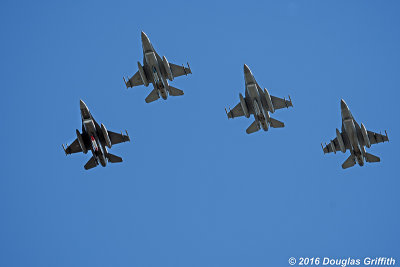 F-16 Vipers Form Up to Say Farewell