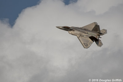 Lockheed F-22 Raptor: SERIES of Six Images