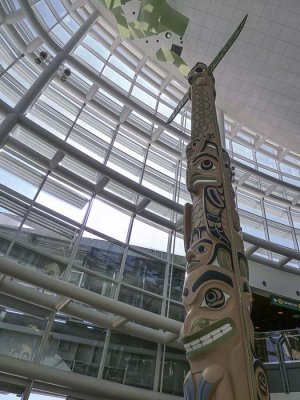  l'aroport de Vancouver / At the airport