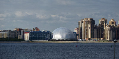 Autour du port de Saint-Petersbourg / Around St Petersburg harbour