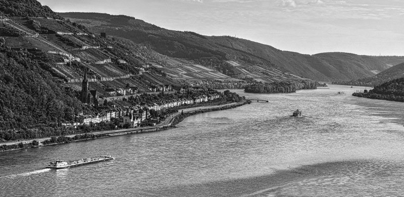 Rhine River and Lorch