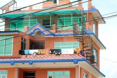 Nepalese architecture ... build upwards!