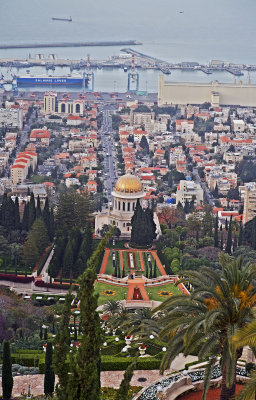 Bahai temple Haifa.jpg