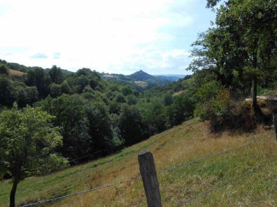 Chteau de Calmont overlooking Espalion