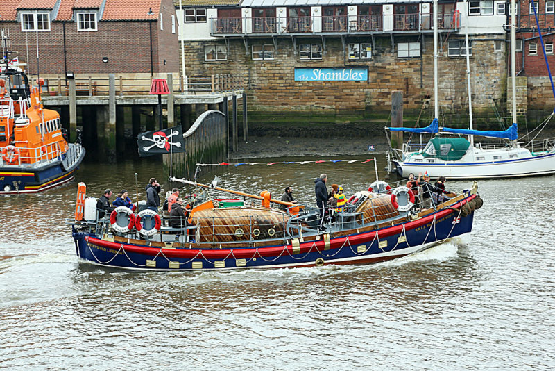 047_Q20C2821.JPG