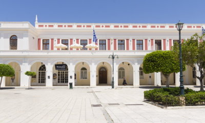 zakynthos-townhall-sk.JPG