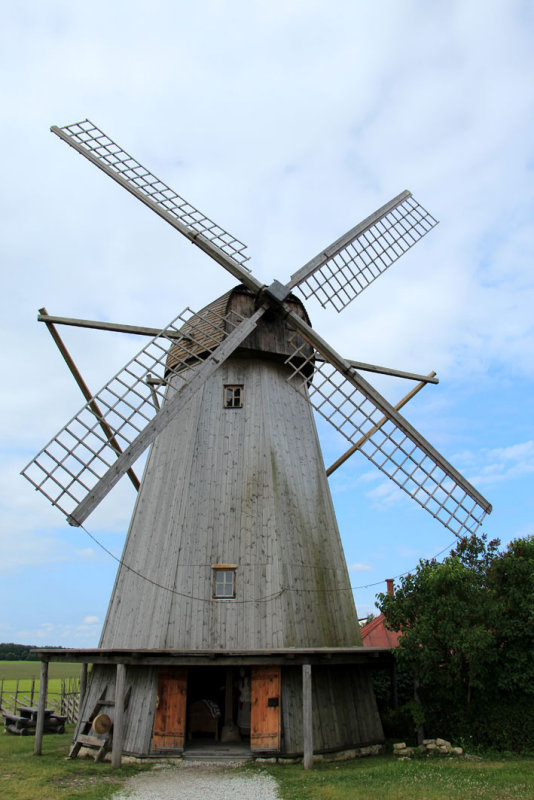 Saaremaa - Angla Windmill Hill