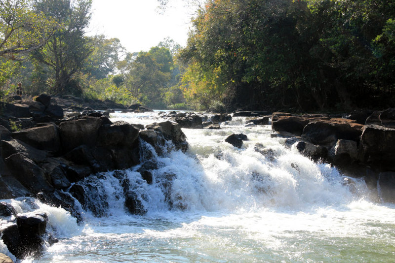 Tad Lo Waterfalls