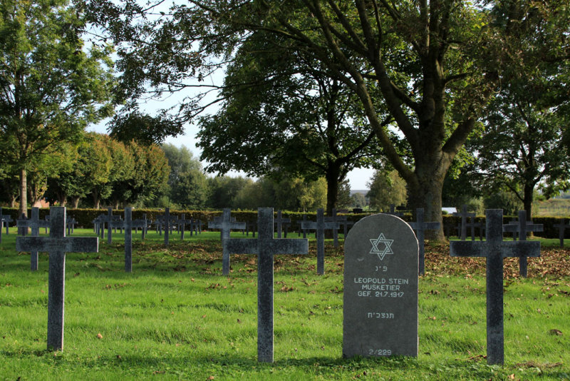 Bousbecque (Fr) - Deutscher Soldatenfriedhof