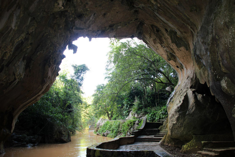 Portales Caves