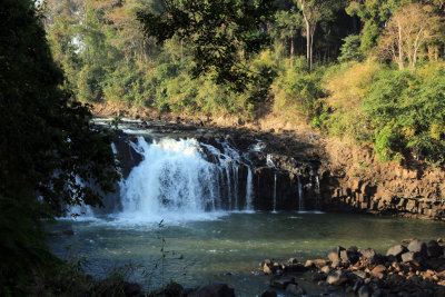 Tad Lo Waterfalls