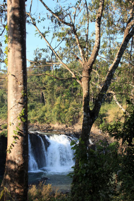 Tad Lo Waterfalls