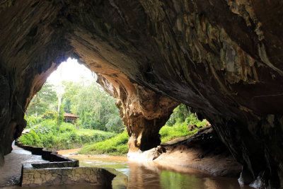 Portales Caves