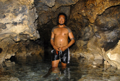 Bellona Island - Freshwater Cave