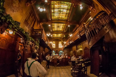 caru cu bere restaurant bucharest