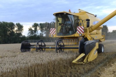 Harvester New Holland TX63