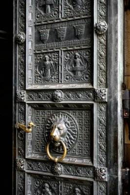 Kln - Door of Dom