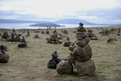 20130614-01-Thingvellir-stone men.JPG