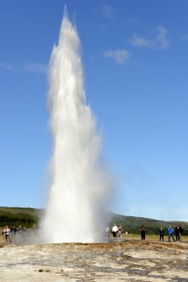 20130614-05-Geysir02-Strokkur.JPG