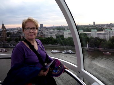 Elaine on London Eye_0976.jpg