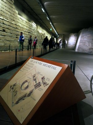 Louvre fortress moat walls ca. 1190 to 1202 _4.jpg