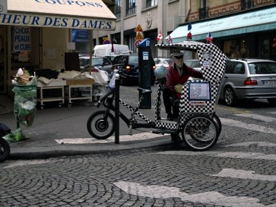 Paris pedicab_10_0241.jpg