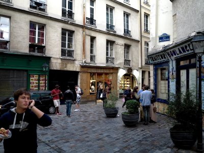 Rue des Ecouffes et Rue des Rosiers _07_0264.jpg